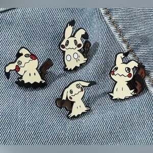 Pokémon Cute Mimikyu Enamel Pins Set